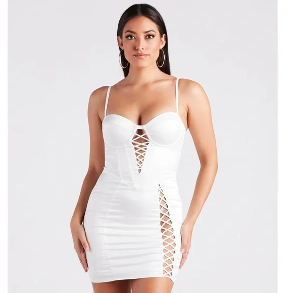 Windsor | Dresses | Windsor White Mini Dress Size Small | Poshmark